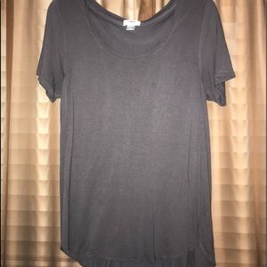 Gray scoop neck shirt